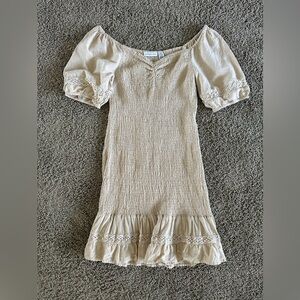 Women’s Cream Smocked Puff-Sleeve Dress